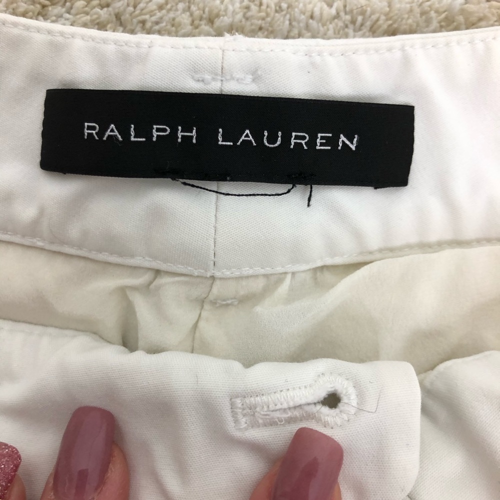Shorts - Picture 3 of 5